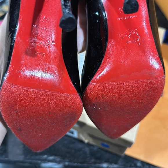 Christian Louboutins, SO KATE, size 39.5 black patent leather.original box/tips - Picture 5 of 7